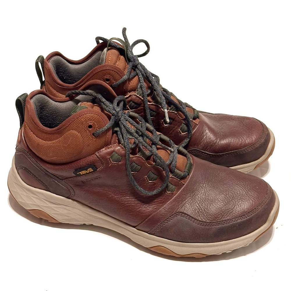 Teva Arrowood 2 Mid Waterproof Hiking Boot